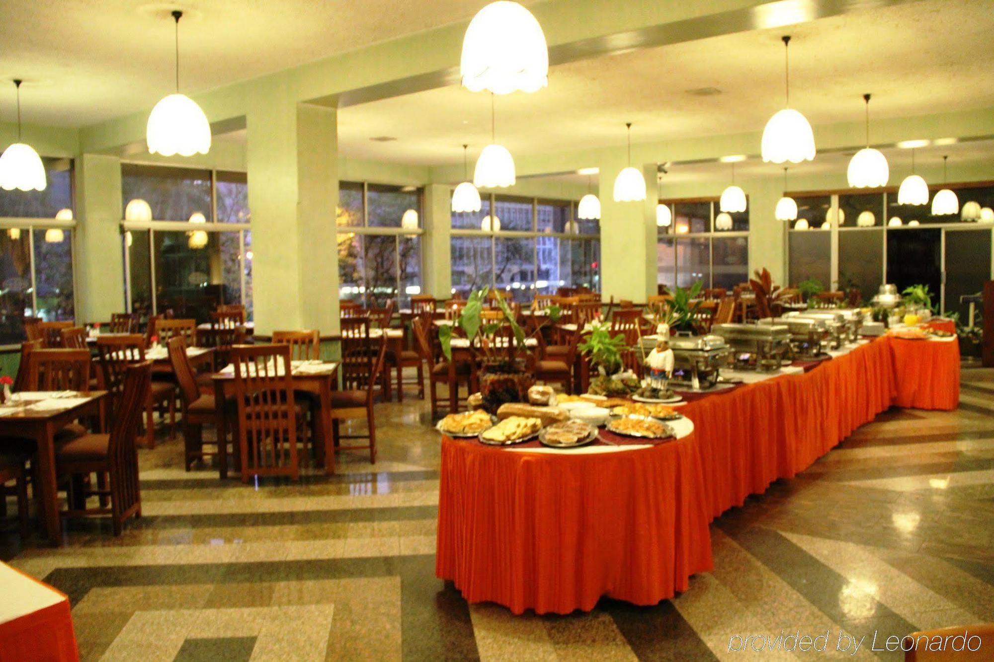 Sentrim 680 Hotel Nairobi Étterem fotó